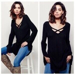 Free People Black V Neck Criss Cross Long Sleeve Knit Sweater Tunic Size XSMALL